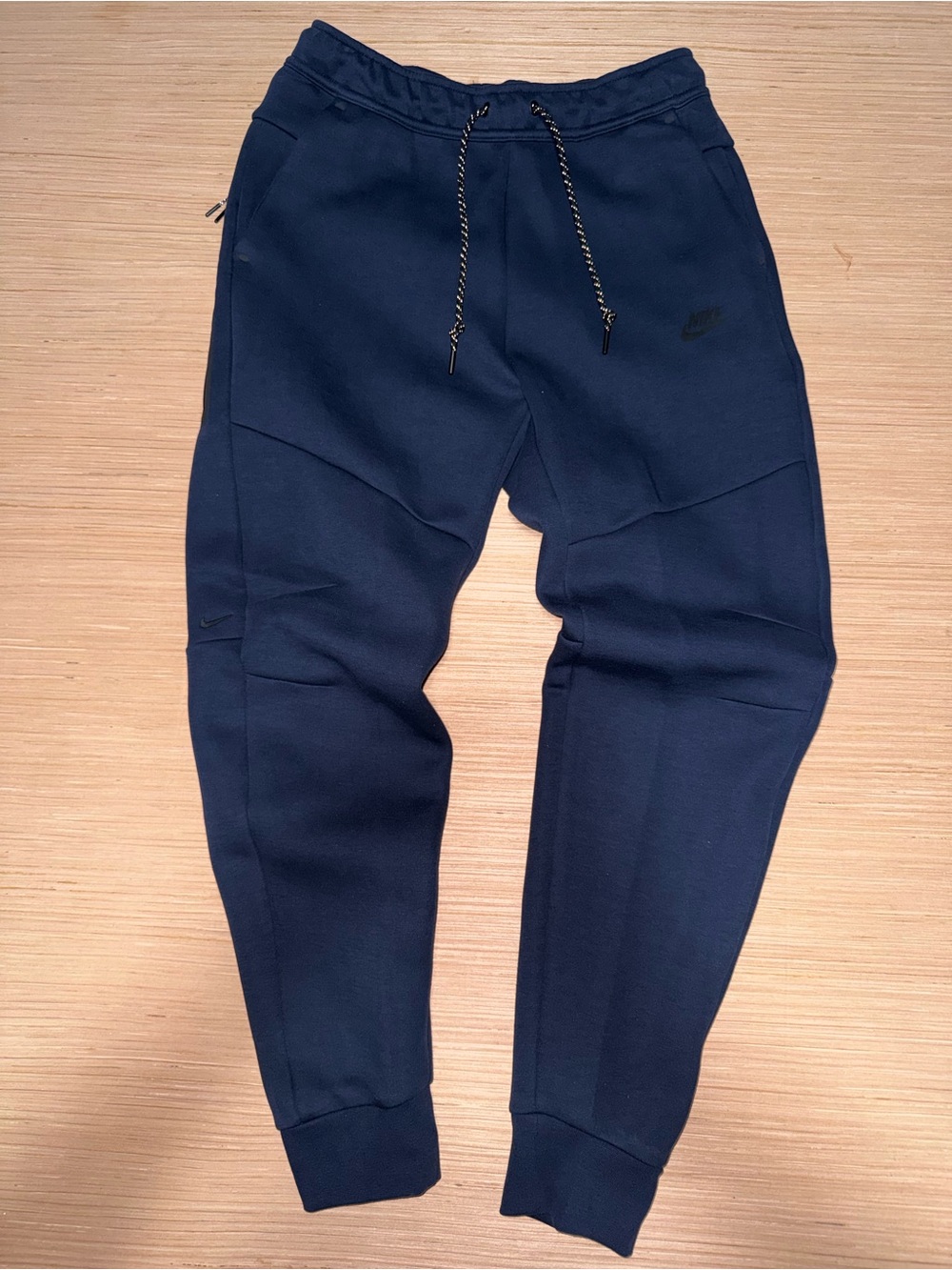 NWT | Nike Tech Fleece Joggers | Medium